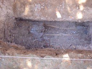Hallados los restos de seis maquis en una fosa de Loja